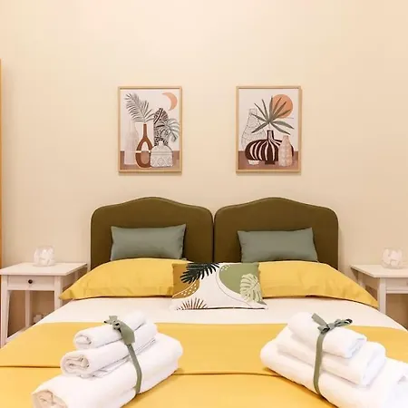 Delizioso Porta Metronia Appartement *
